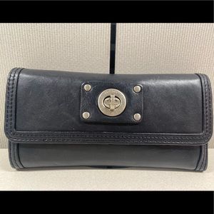 Marc Jacobs black leather wallet
